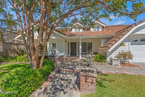Photo of 2690 Deerwood Avenue, Simi Valley, CA 93065 (MLS # 226003914)