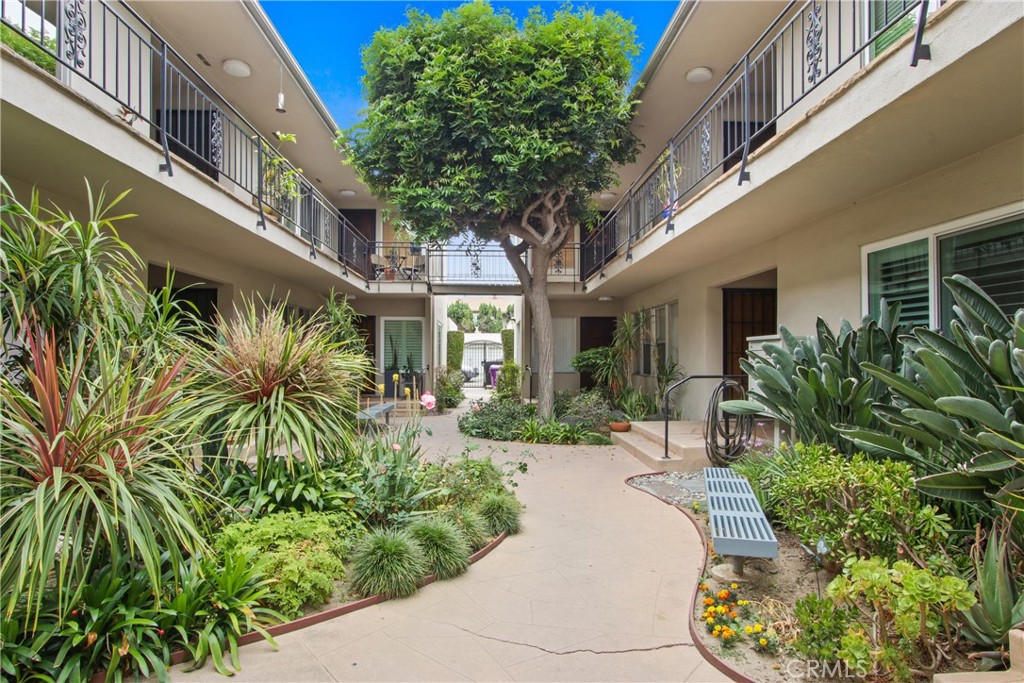 307 cherry avenue 5