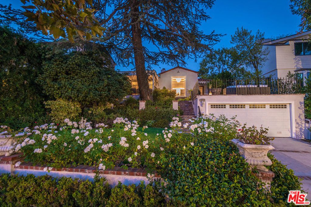 listing image 130729102286950972599