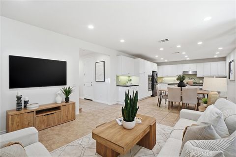 14799 Apricot Westminster CA 92683