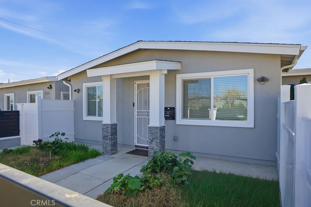 552 W Avenue H8