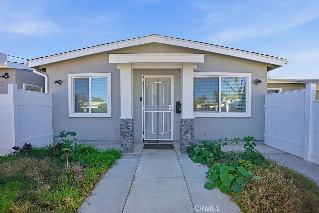 552 W Avenue H8