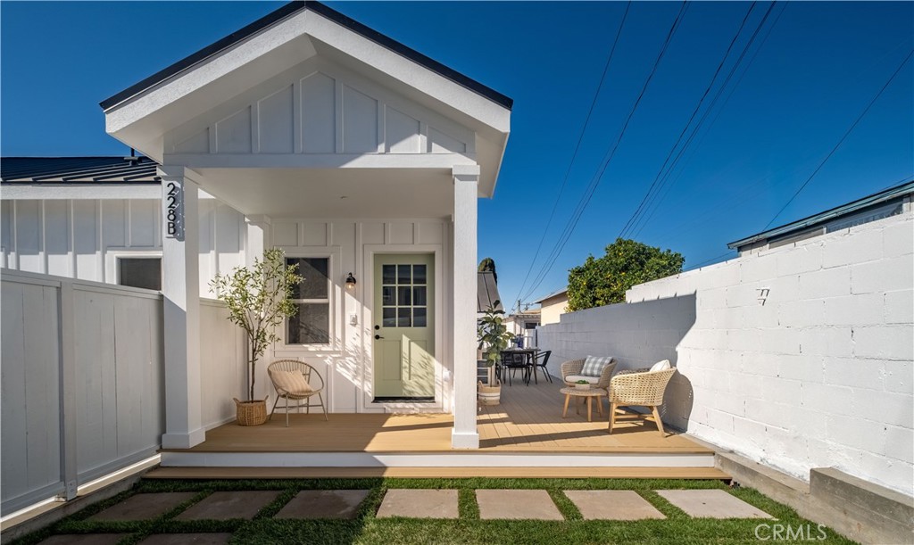 228 B Arena Street B