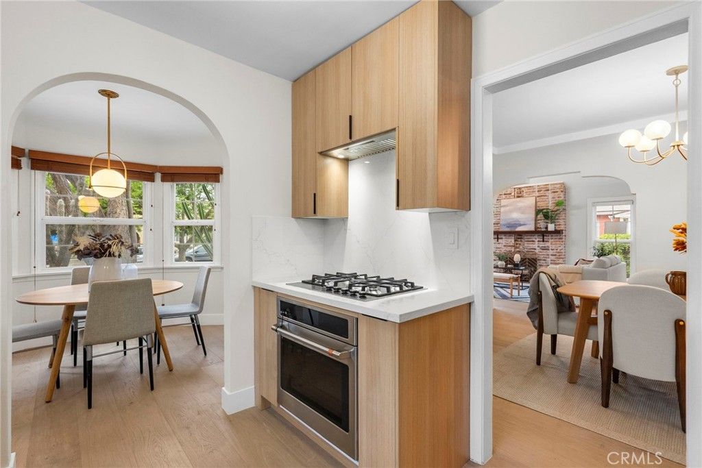Photo of 2928 11th St, Los Angeles, CA 90018 (MLS # BB25230630)