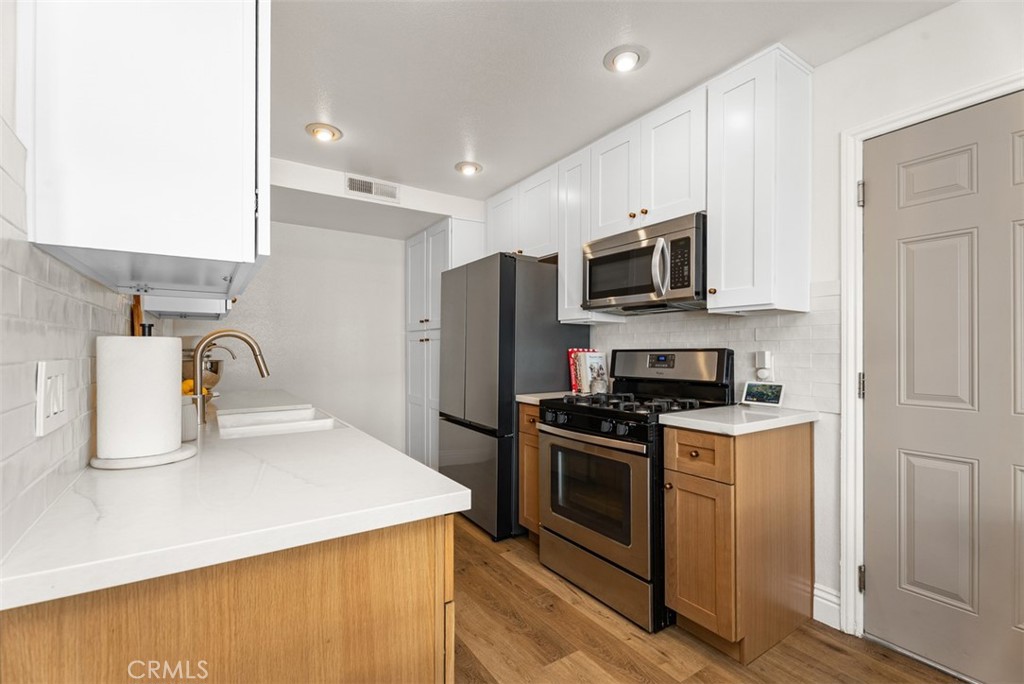 Aliso Villas (AV) - Residential