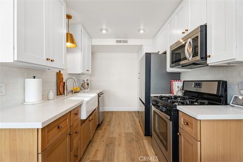 22985 Via Cereza 2B Mission Viejo CA 92691