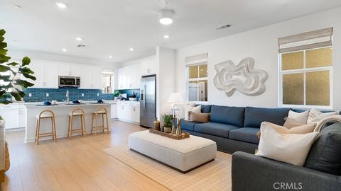 Photo of 1754 Eagle Road, Rialto, CA 92376 (MLS # SW26047400)