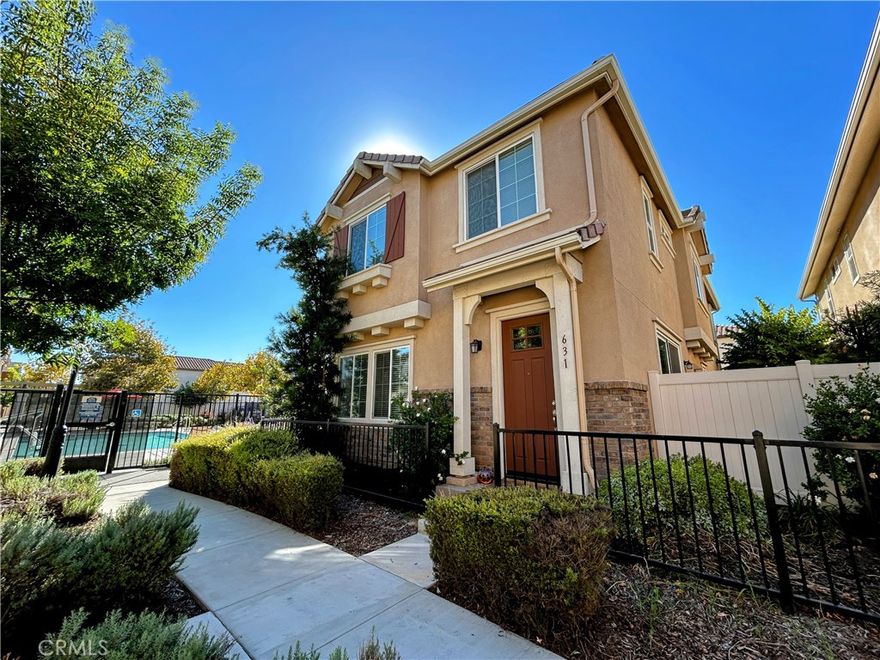 Welcome to your new home in the heart of Rialto! This spacious 1,955-square-foot condo offers three bedrooms and two and a half bathrooms, providing the perfect balance of comfort and convenience. Designed with modern living in mind, the open-concept layout creates a bright and inviting atmosphere, while the well-appointed kitchen is ideal for both casual dining and entertaining. The primary suite offers a private retreat complete with an ensuite bathroom and generous closet space.

Located near the community pool, this condo makes it easy to enjoy resort-style amenities just steps from your door. The surrounding neighborhood is peaceful and well-maintained, offering a sense of community and security. You’ll love relaxing on your private patio or spending weekends lounging by the pool in this welcoming, low-maintenance environment.

Convenience is at your doorstep with grocery stores like ALDI (1.5 miles), Stater Brothers (1.3 miles), Walmart (1.6 miles), and Sprouts (2 miles) all nearby. Shopping and entertainment are just minutes away at Renaissance Shopping Center (4 miles), Rialto Marketplace (2 miles), and Inland Center Mall (5 miles). This beautifully located condo offers the perfect blend of comfort, accessibility, and lifestyle—ready for you to call home!