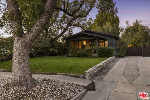 Photo of 1643 Whitefield Road, Pasadena, CA 91104 (MLS # 26652861)