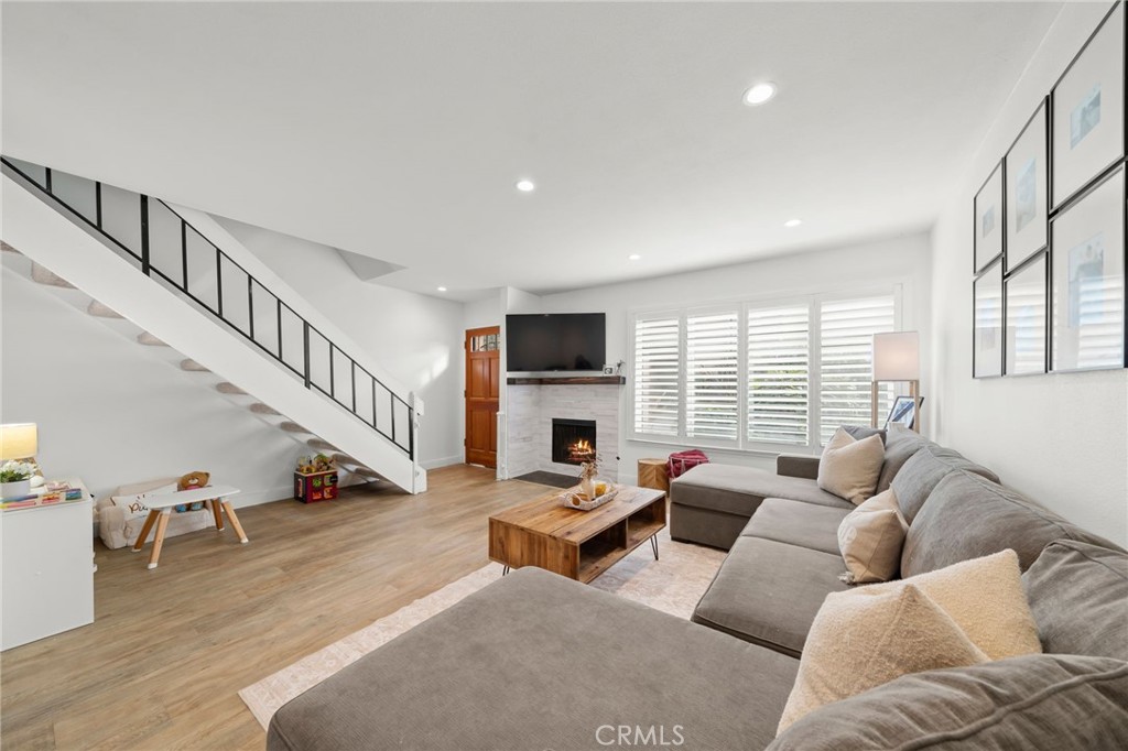 15890 Camo Bluff