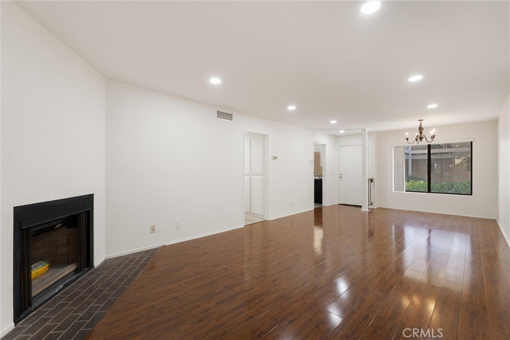 4141 Via Marisol 215, Los Angeles CA 90042