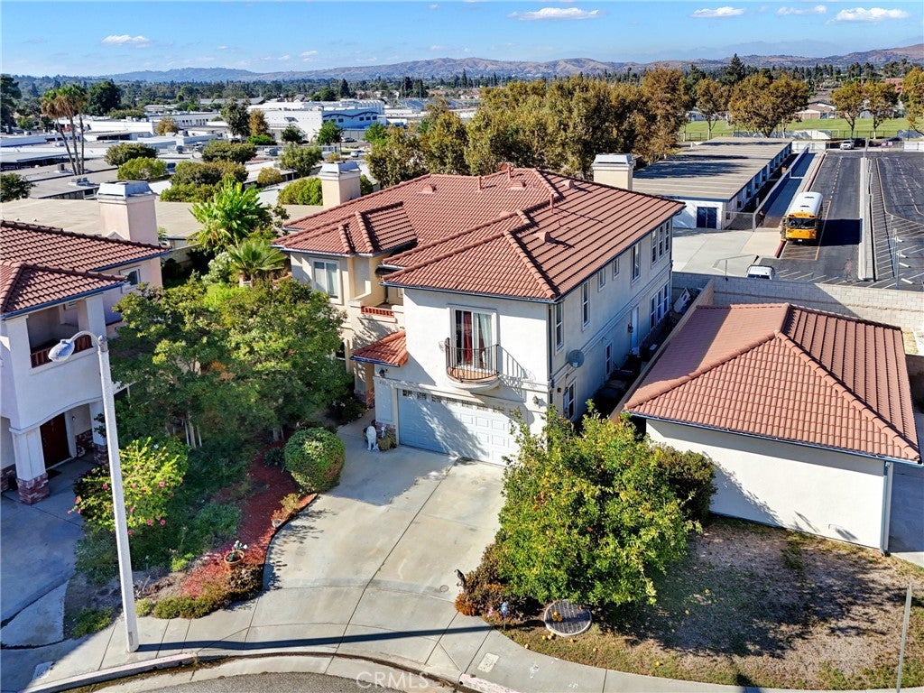 207 Gilbert Way