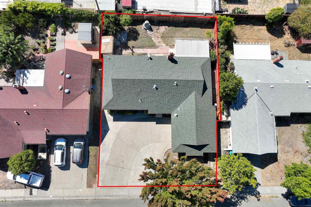 53 Marshall Way