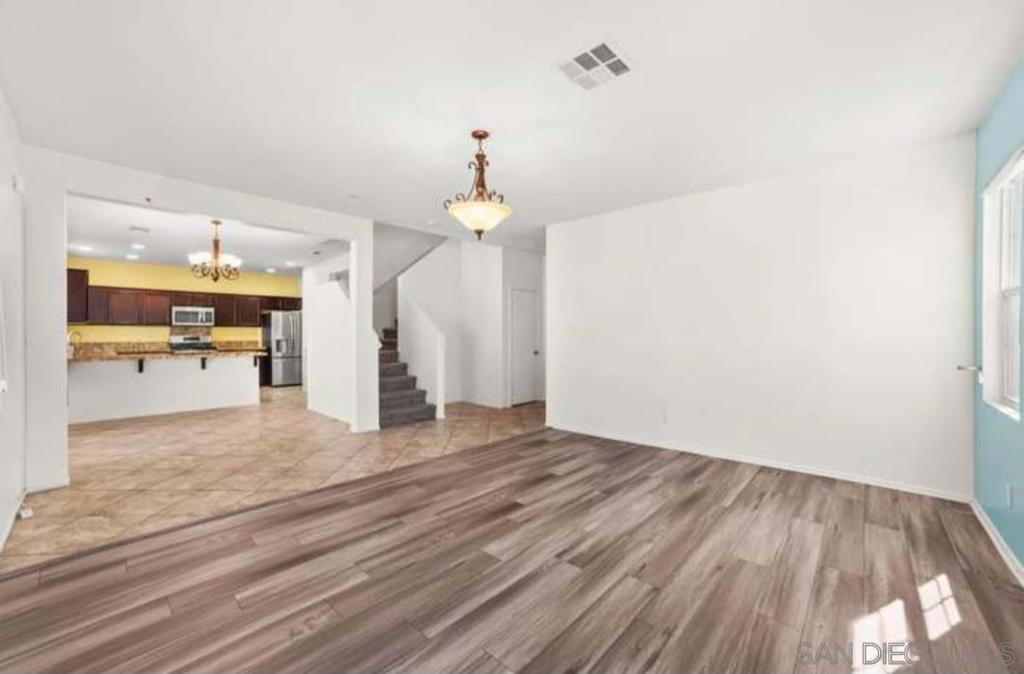 2090 Trinket circle