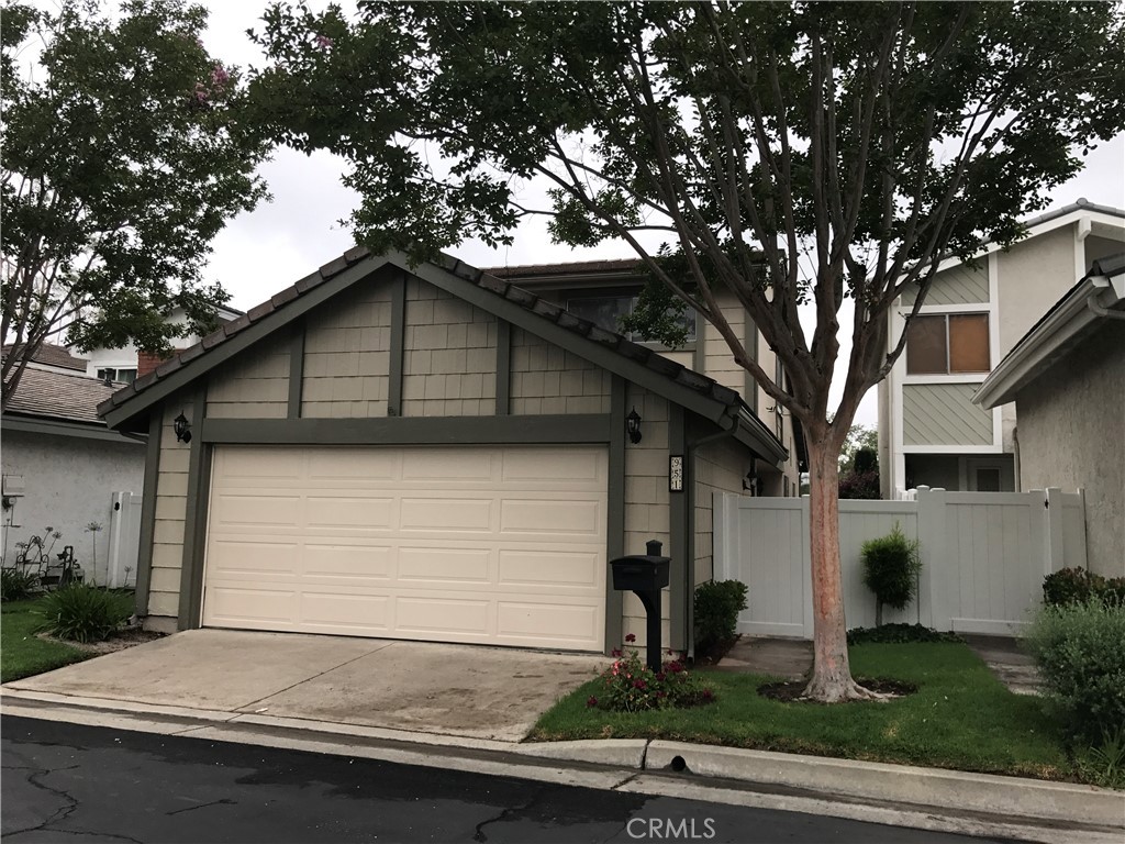 951 S Park Rim Circle