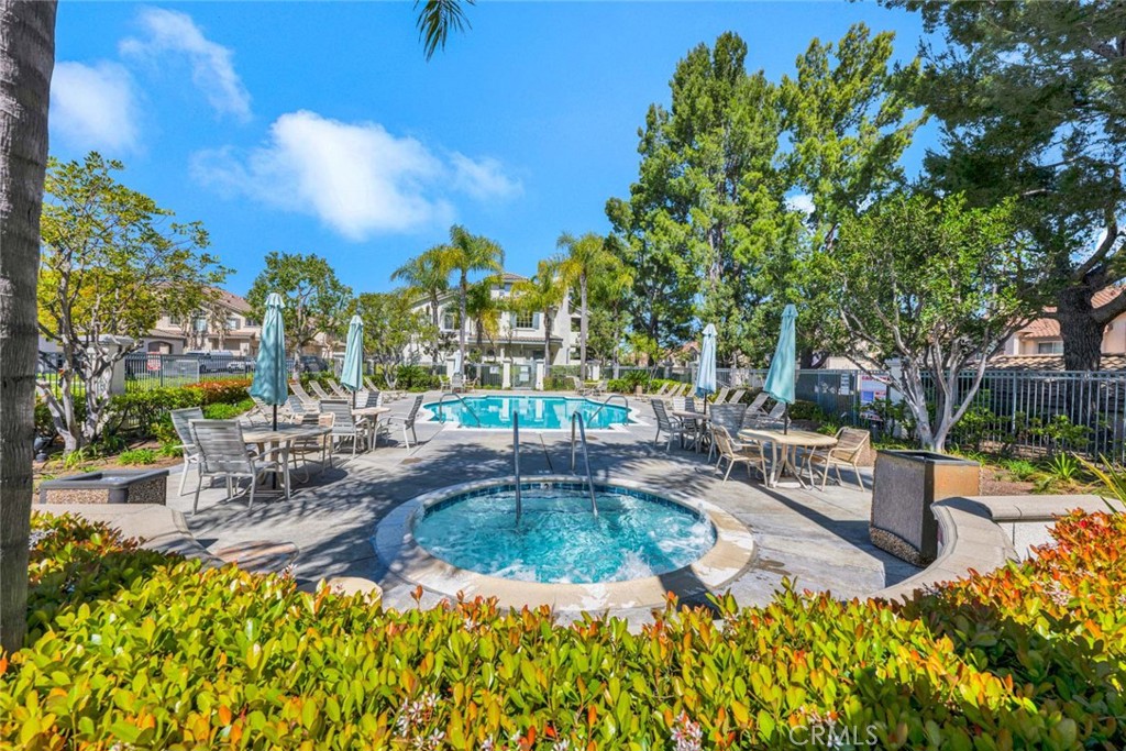 Viewpointe North (VPNR) - Residential Lease