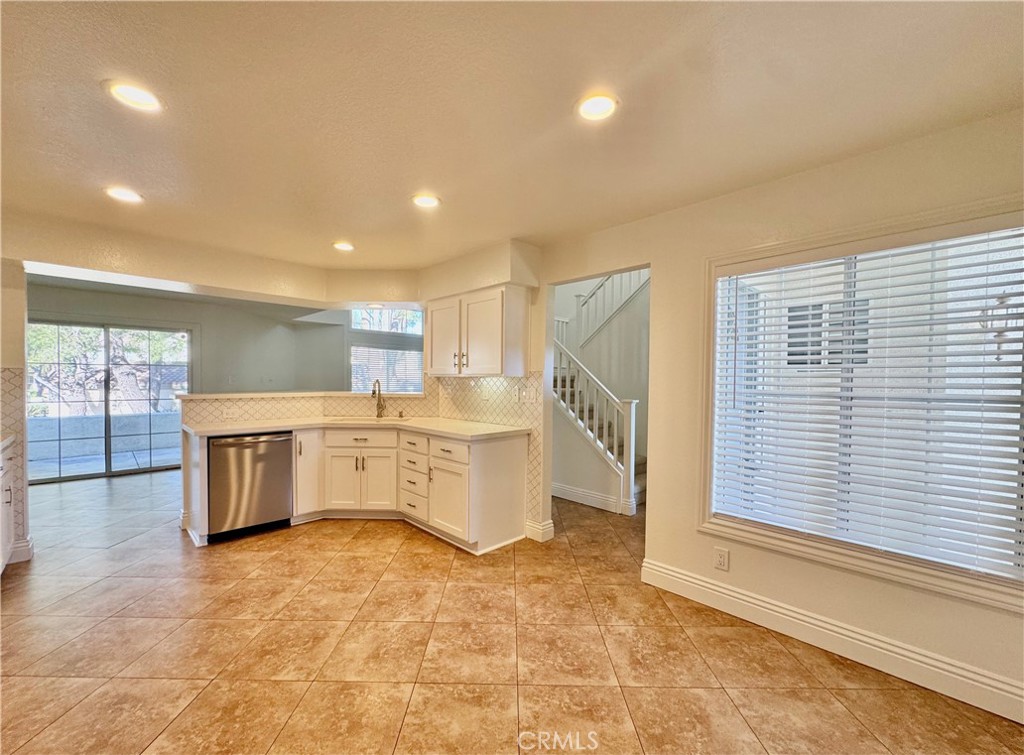Viewpointe North (VPNR) - Residential Lease