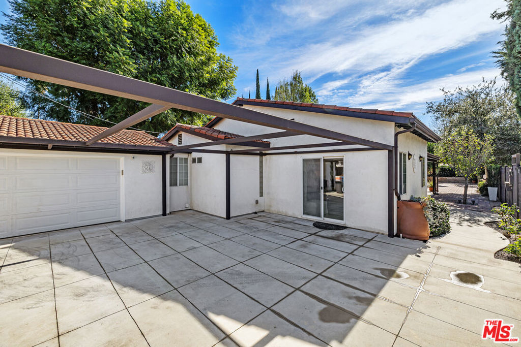 7340 Farralone Avenue