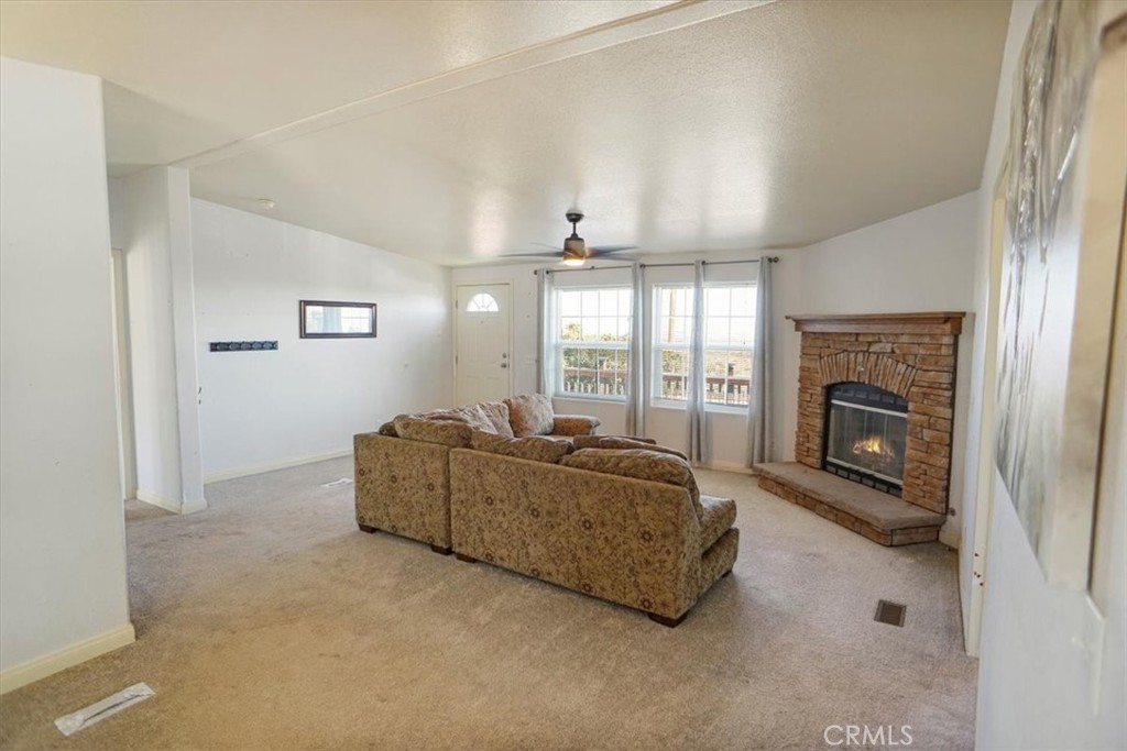 12332 E Avenue X