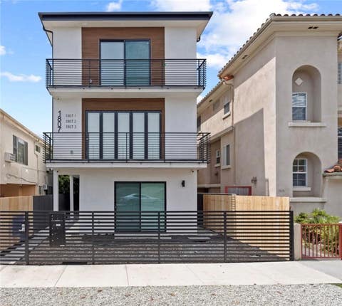 Photo of 1807 Beloit Avenue #3, Los Angeles, CA 90025 (MLS # BB26186864)