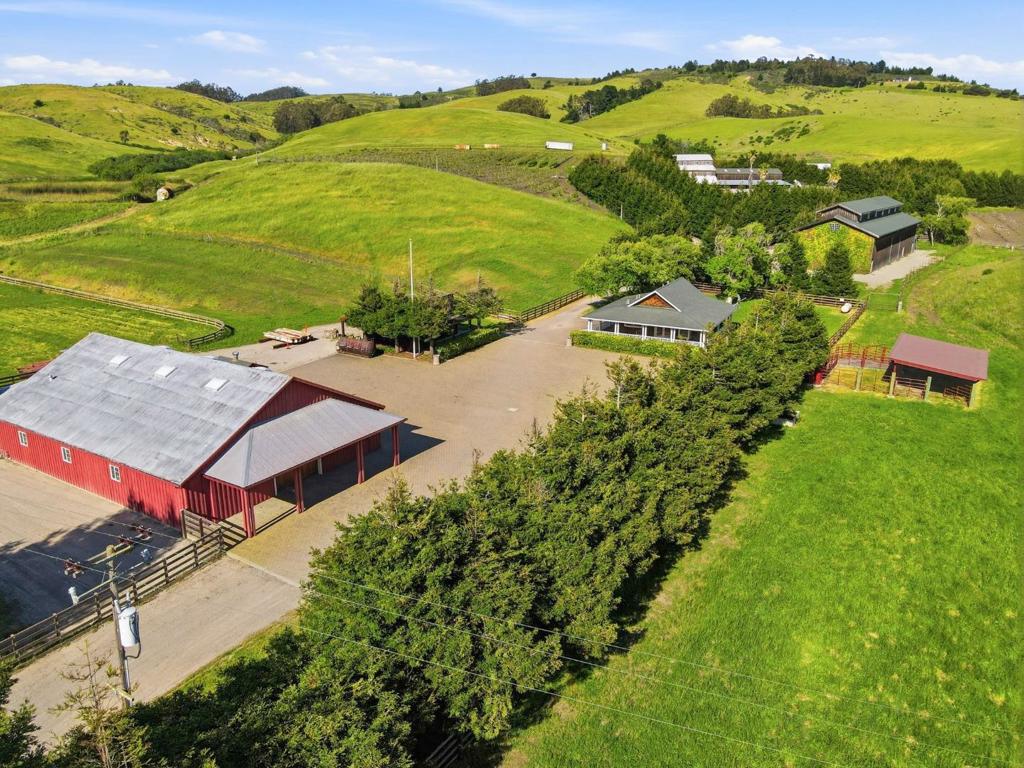 560 Stage Road