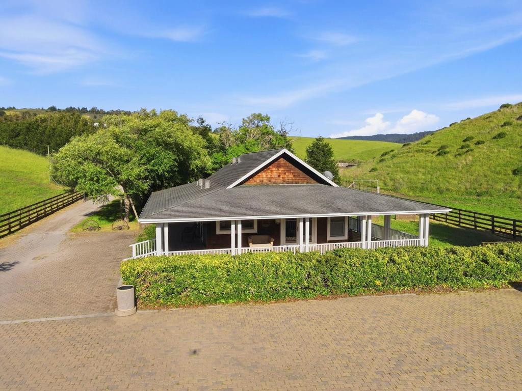 560 Stage Road