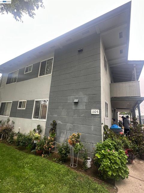 Photo of 1105 Appian Ln Ln, San Jose, CA 95116 (MLS # 41132675)
