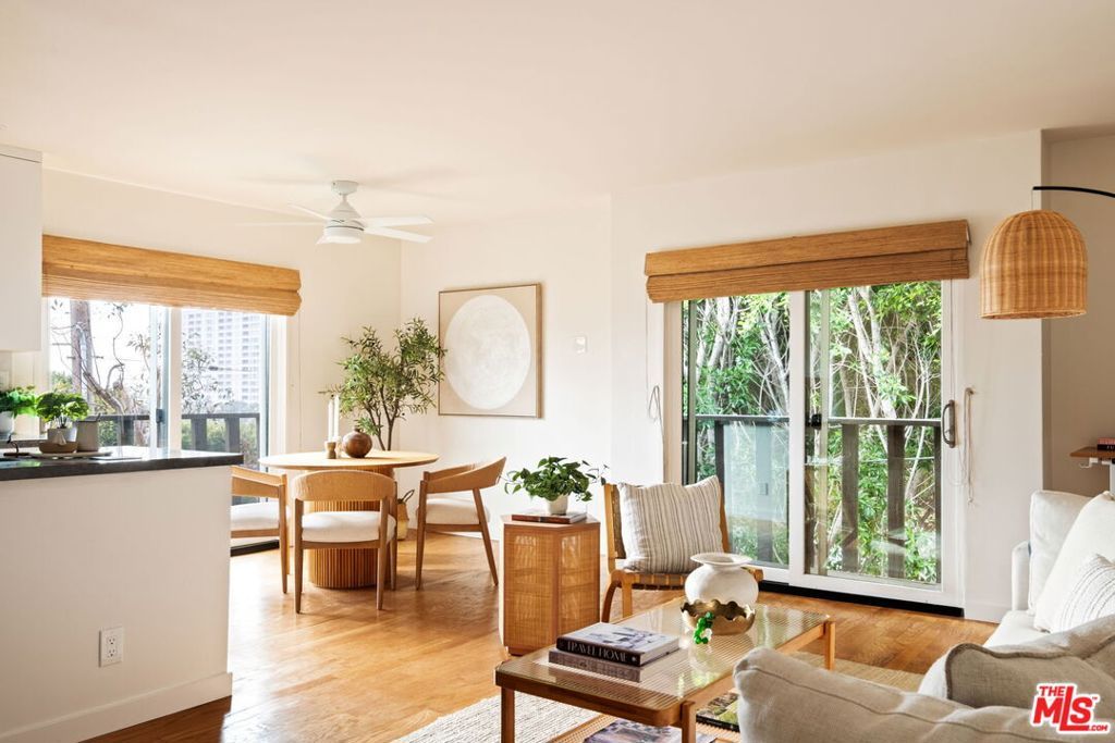 Photo of 302 Ashland Avenue #201, Santa Monica, CA 90405 (MLS # 25618193)