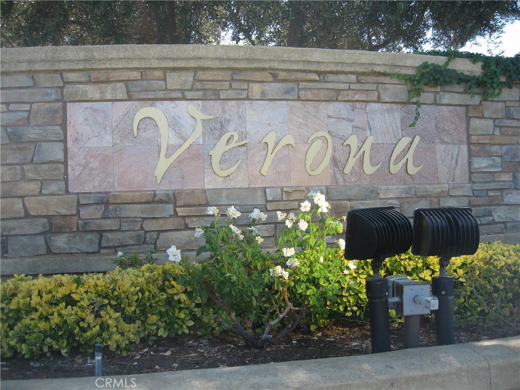 Centrally located in Murrieta in a Gated Community. 2Bd/2Bth with office/den Condo in the desirable Community of Verona. The Kitchen is upgraded with Granite Counter Tops and includes a refrigerator. This Unit has an Open Floor Plan with 2 Ceiling Fans and a very inviting Balcony where one could enjoy their morning coffee. In the cooler months cozy up to the Fireplace in the Great Room. Plenty of closet and cabinet space throughout. Beautiful Laminate Flooring and Neutral Colors add a special feeling of Comfort to this Home. This Unit also includes a Washer, Dryer and Refrigerator. The Association Pool and Exercise room is close by. This Condo is worth viewing!