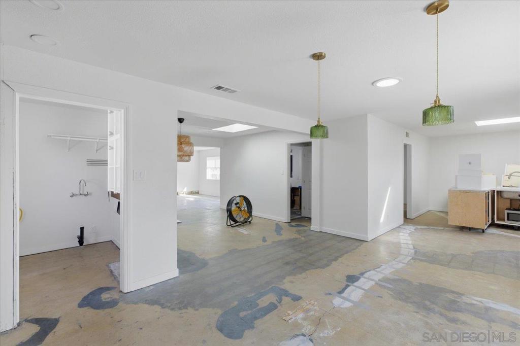 Carlsbad West - Residential