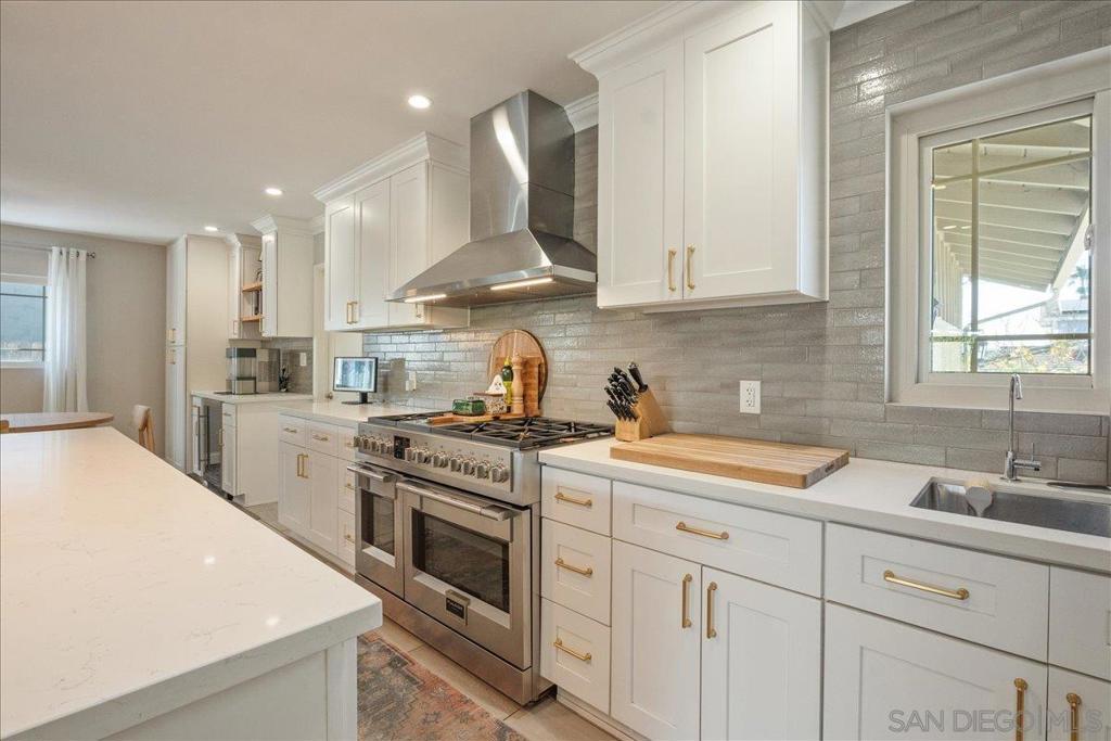 Del Cerro - Residential