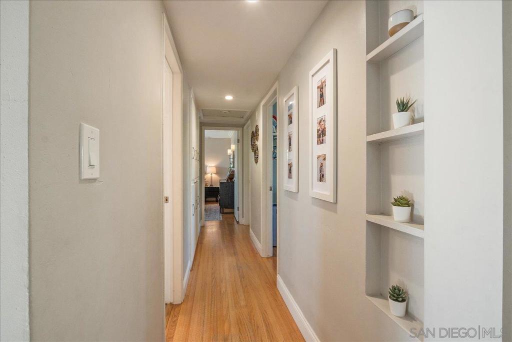 Del Cerro - Residential