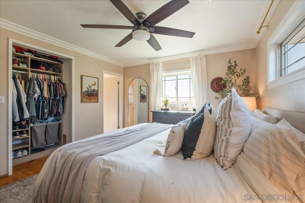 Del Cerro - Residential