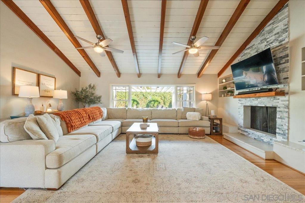 Del Cerro - Residential