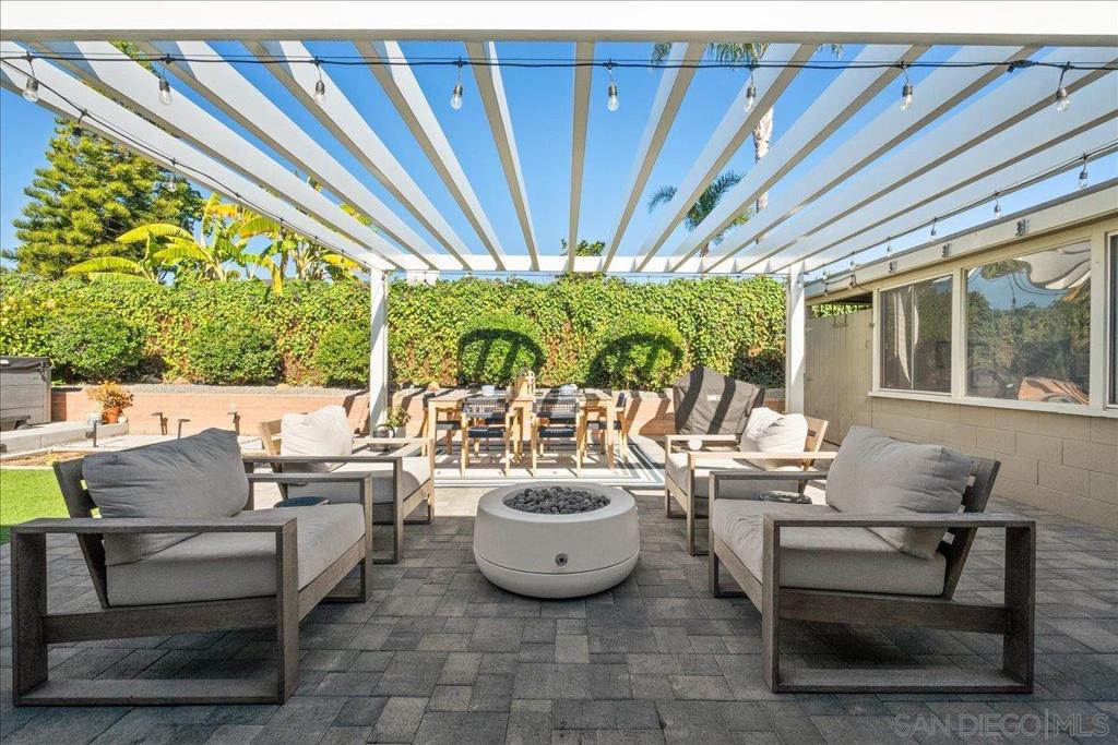 Del Cerro - Residential