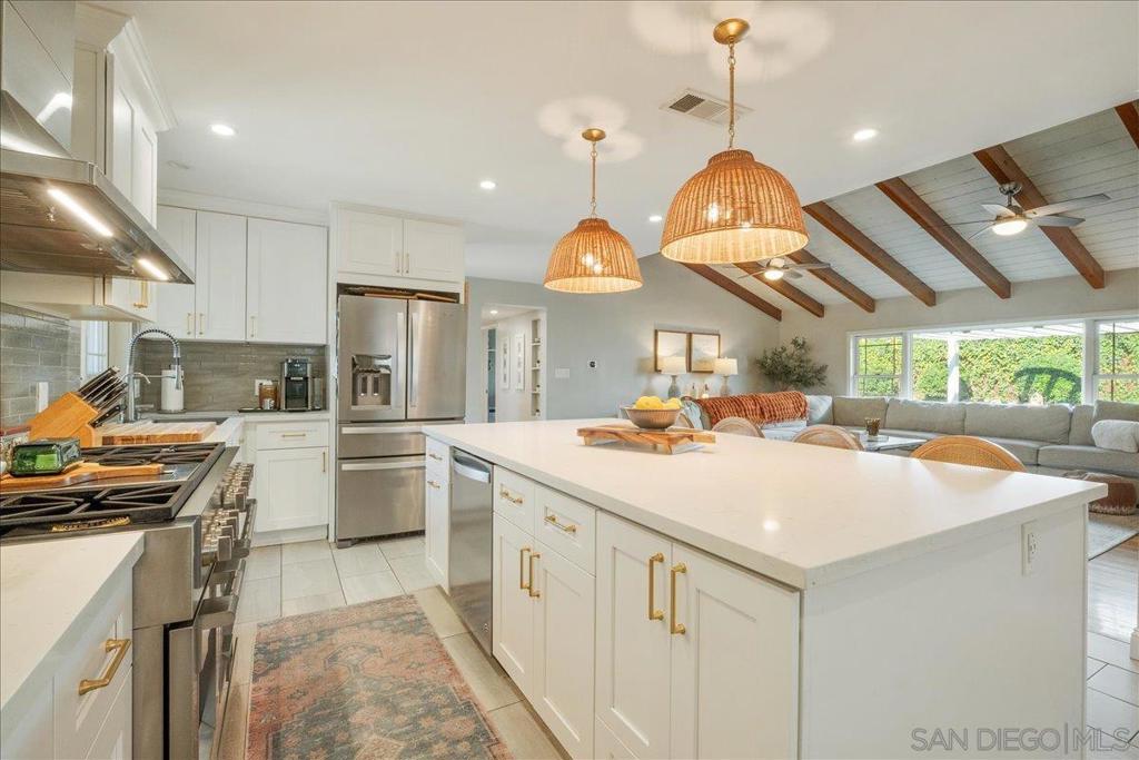 Del Cerro - Residential