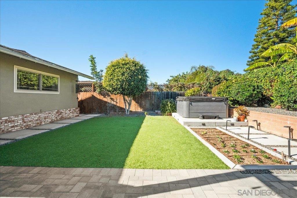 Del Cerro - Residential