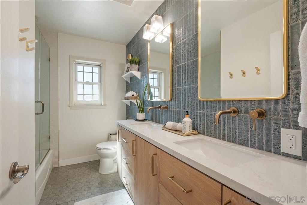 Del Cerro - Residential