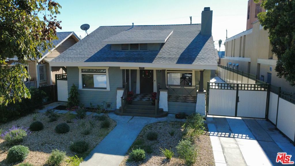 2180 W 31st Street