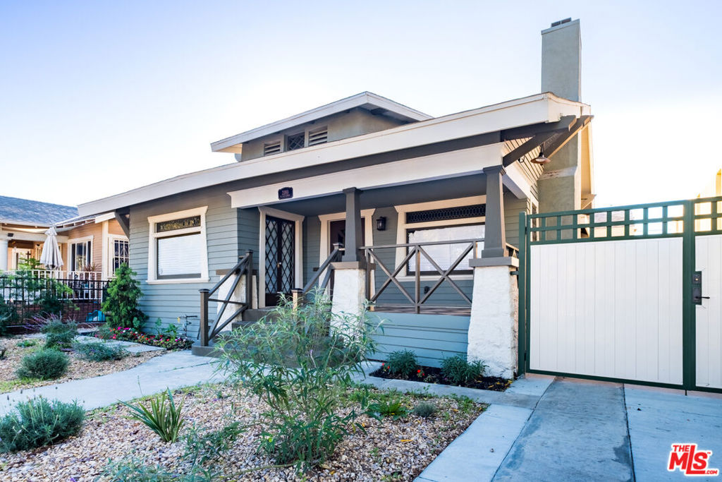 2180 W 31st Street