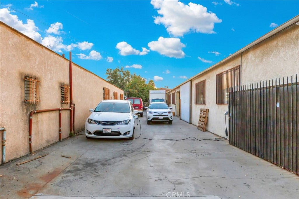 2460 Chico