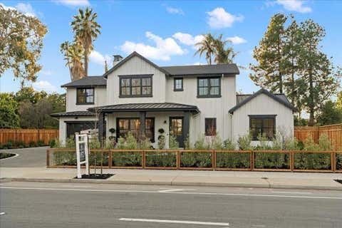 Photo of 2027 Meridian Avenue, San Jose, CA 95125 (MLS # ML82058996)