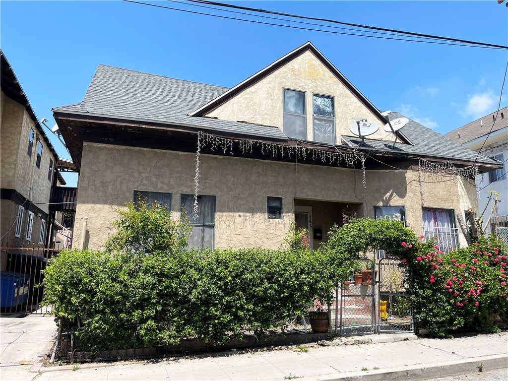 1317 Linwood