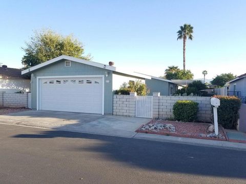 Photo of 81641 Avenue 48 #70, Indio, CA 92201 (MLS # 219147138DA)