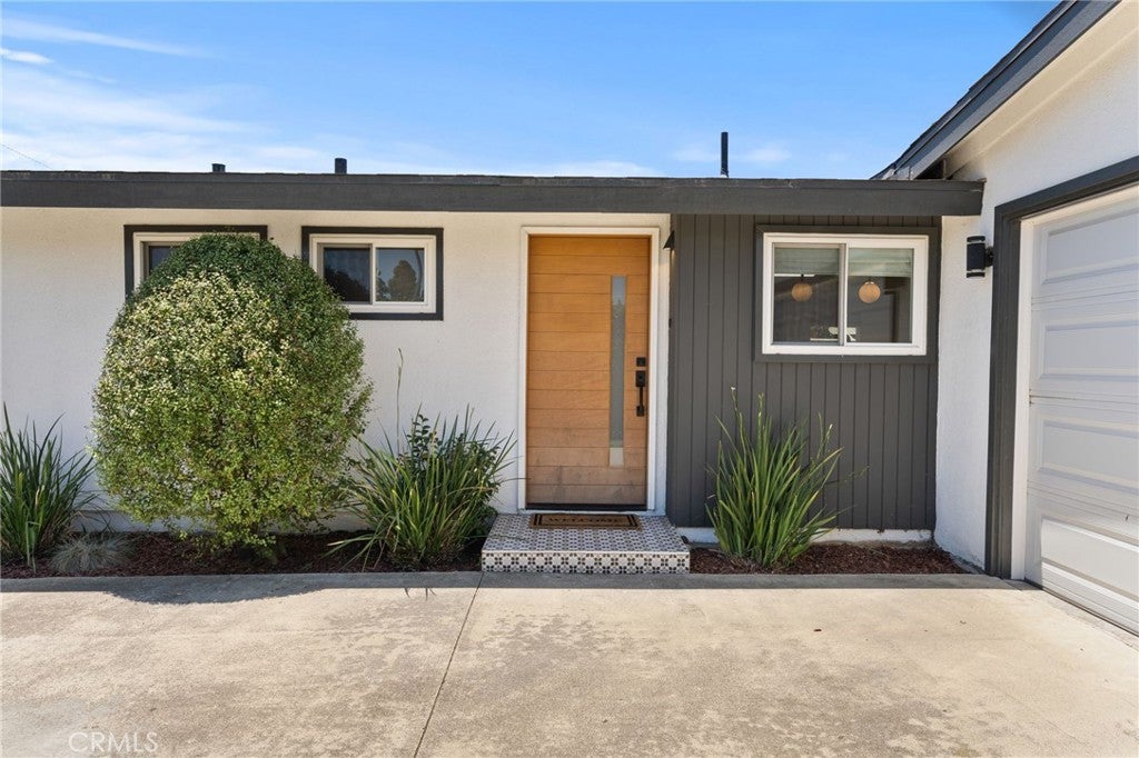 2135 Parsons Street, Costa Mesa CA 92627