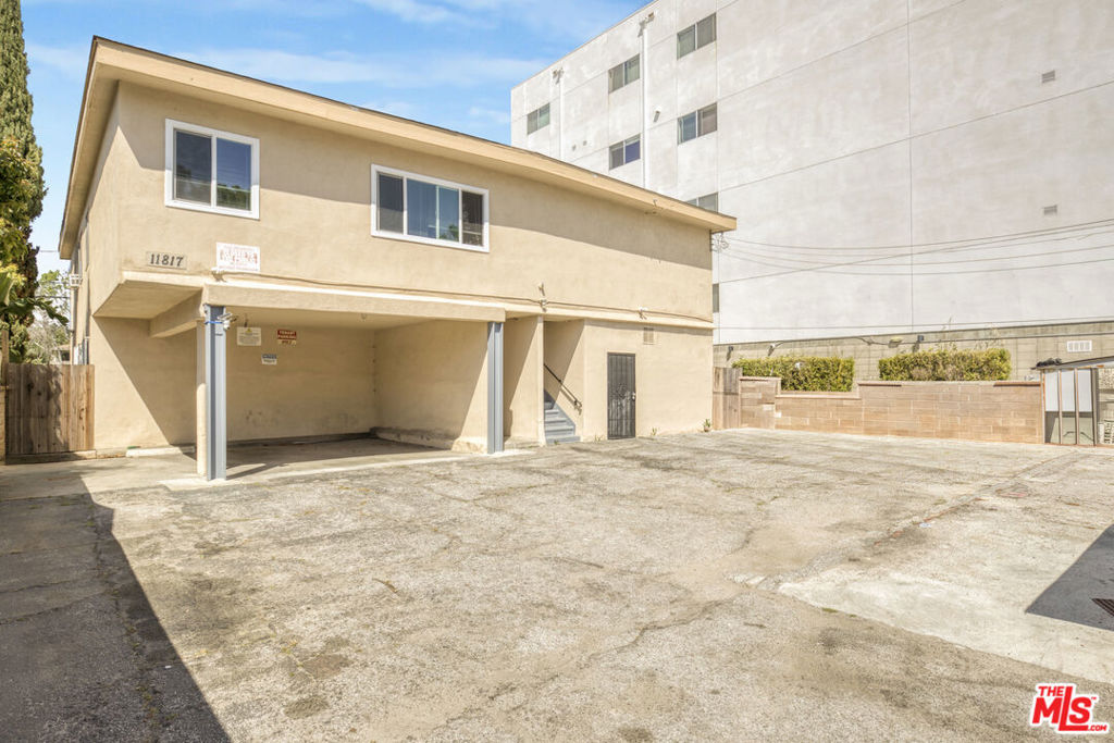 11817 Culver Boulevard
