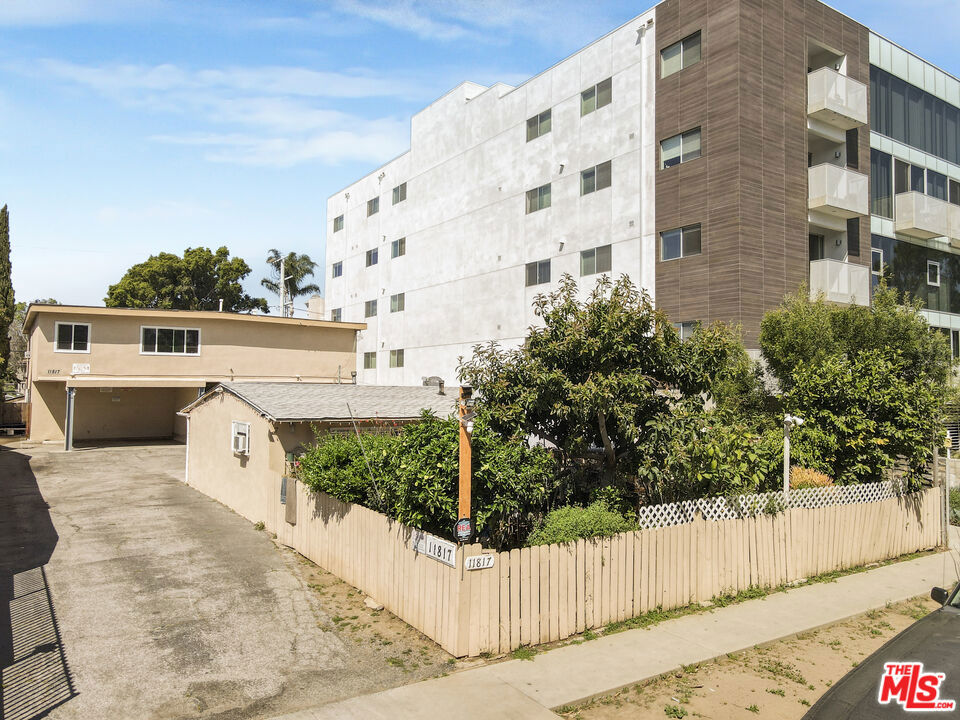 11817 Culver Boulevard