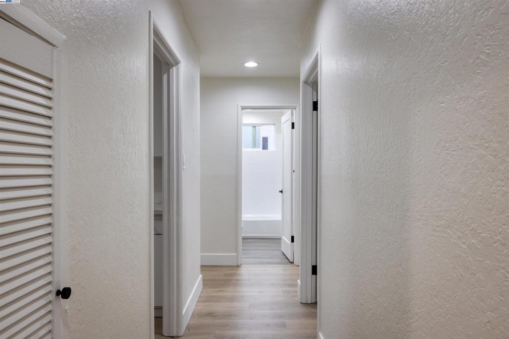VALLEJO MANOR - Residential