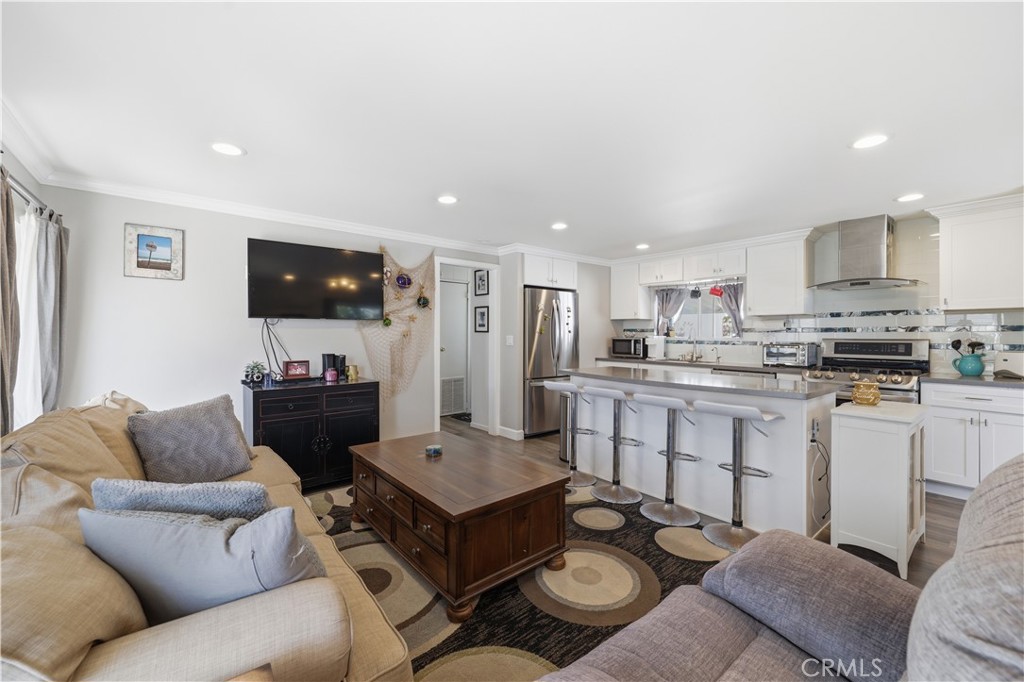 80 Huntington 516