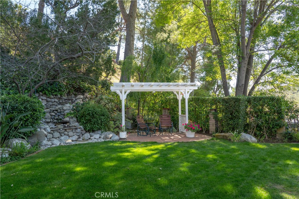 27328 Country Glen Road